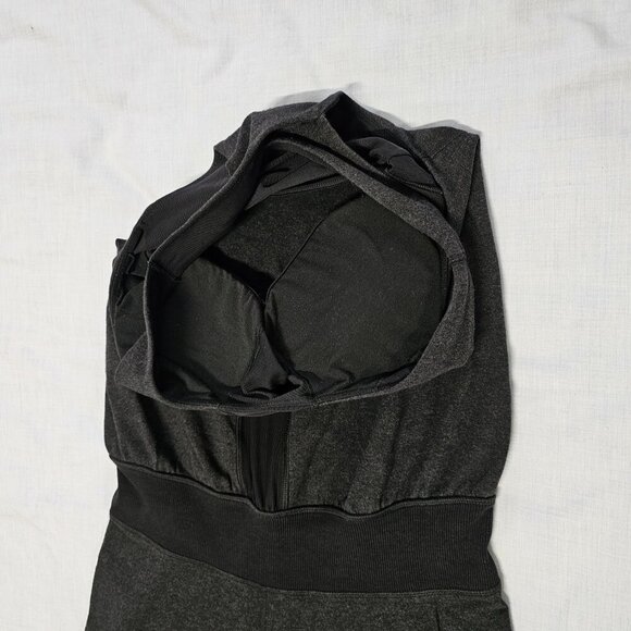Lululemon Romp Her Jumpsuit/Romper Women Size 6 Dark Gray Shelf Bra - Picture 10 of 12